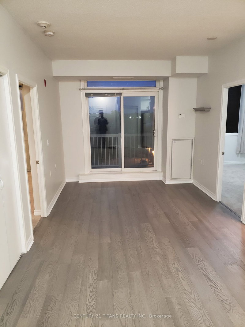 402 - 15450 Yonge St, Aurora, L4G 0K1 | Image 3