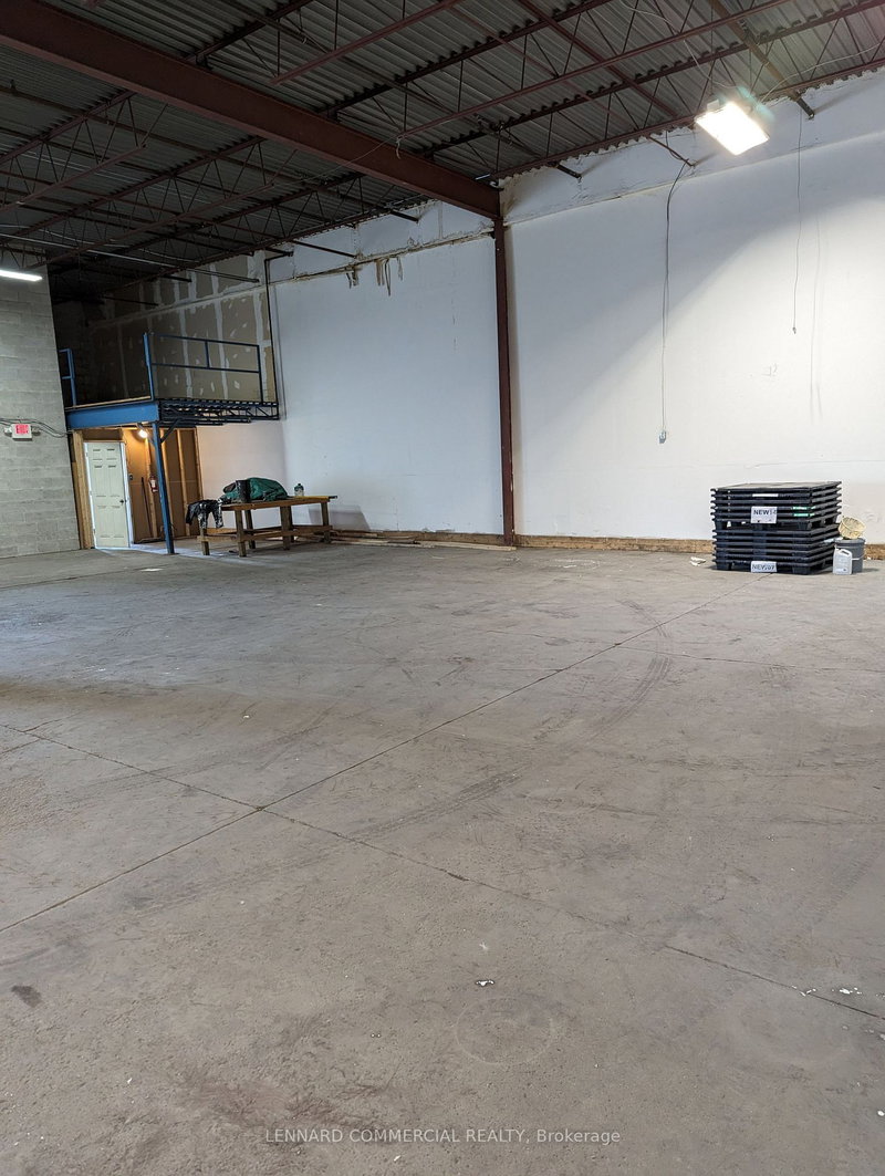 6 - 589 Steven Crt, Newmarket, L3Y 6Z3 | Image 3