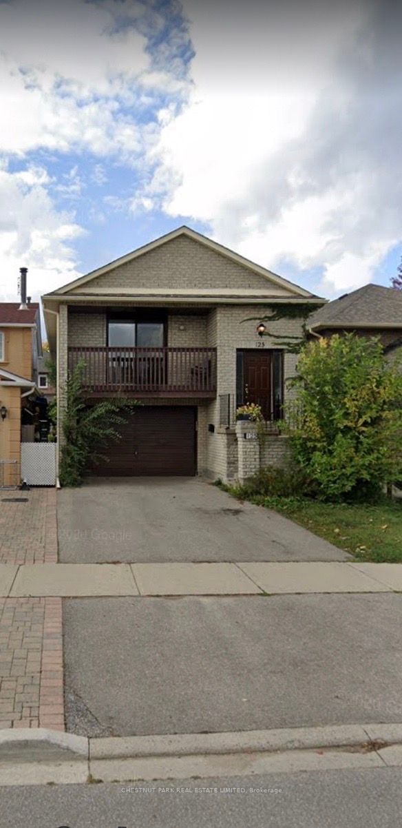 125 Lisa Crescent