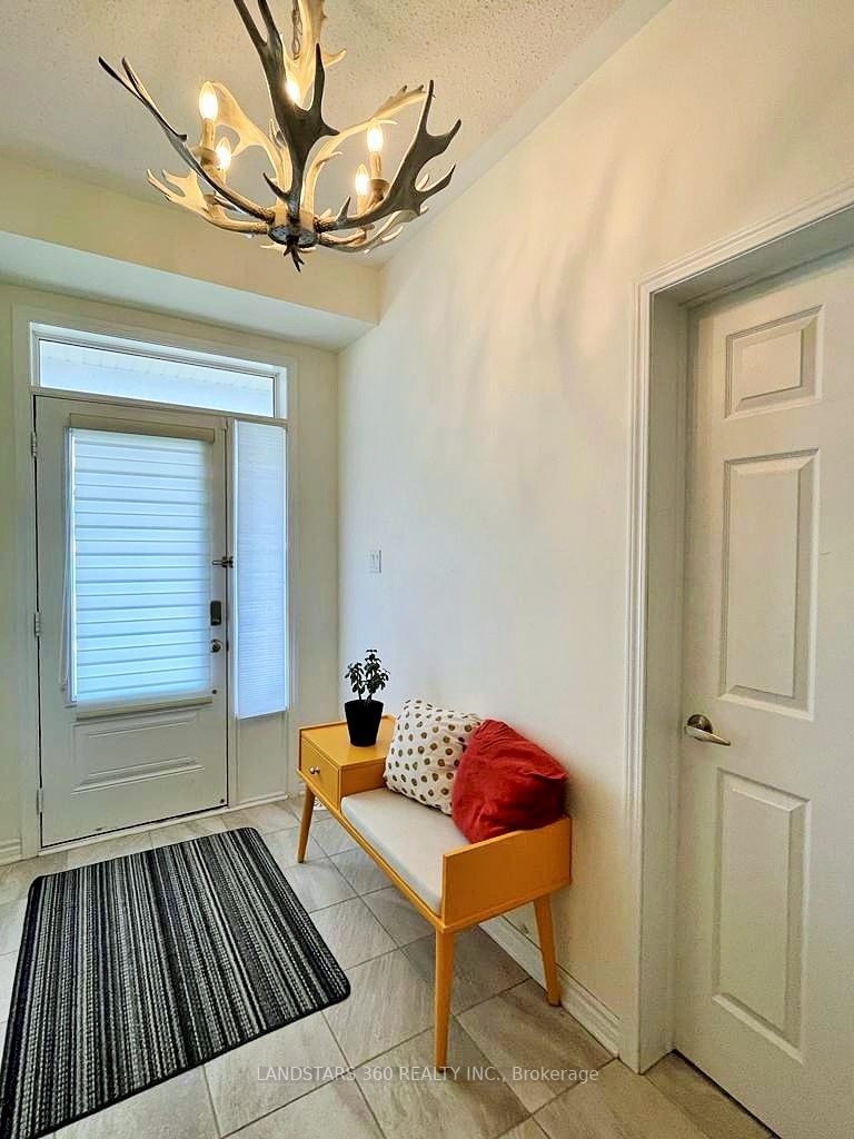 98 Cornell Centre Blvd, Markham, L6B 1M7 | Image 3