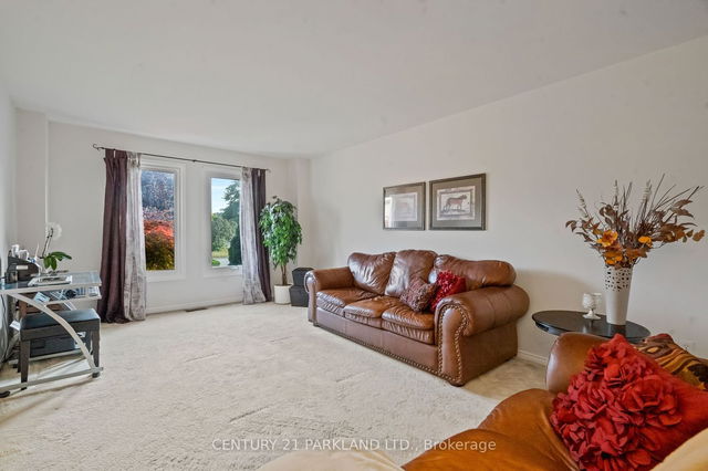 50 Pickett Crescent