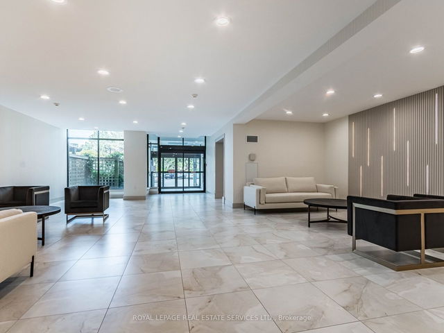 121 - 32 Clarissa Drive