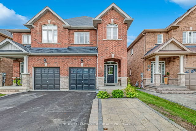 30 Donald Stewart Crescent