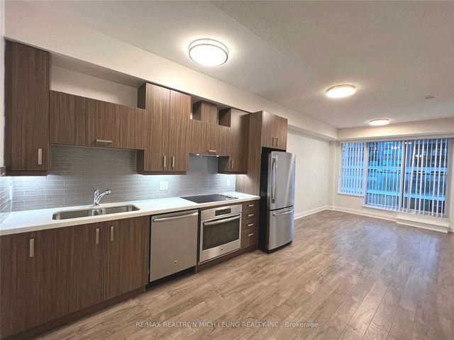 332 - 18 Uptown Drive