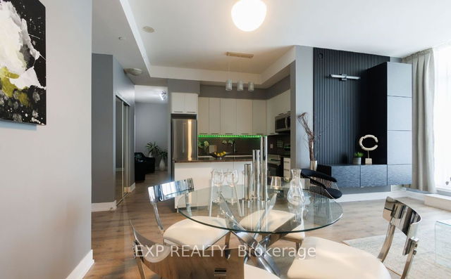 213 - 9471 Yonge Street