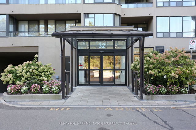 1218 - 32 Clarissa Drive