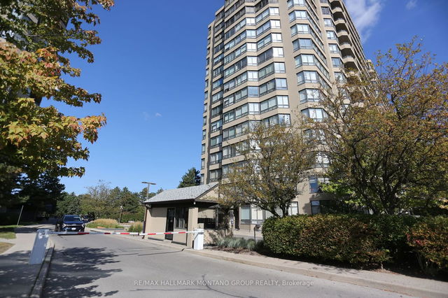 1218 - 32 Clarissa Drive