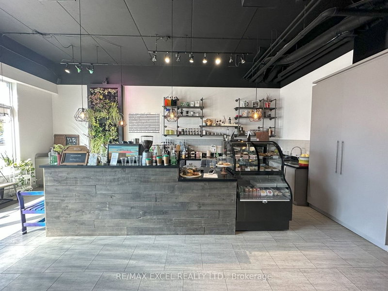 336 Copper Creek Dr, Markham, L6B 1N8 | Image 2