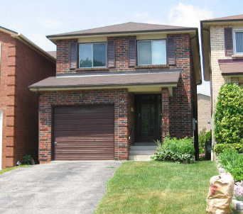 Detached House sold at 4 Doral Gate, Markham, Ontario, L3T7K6 - Royal Orchard - MLS: N710222