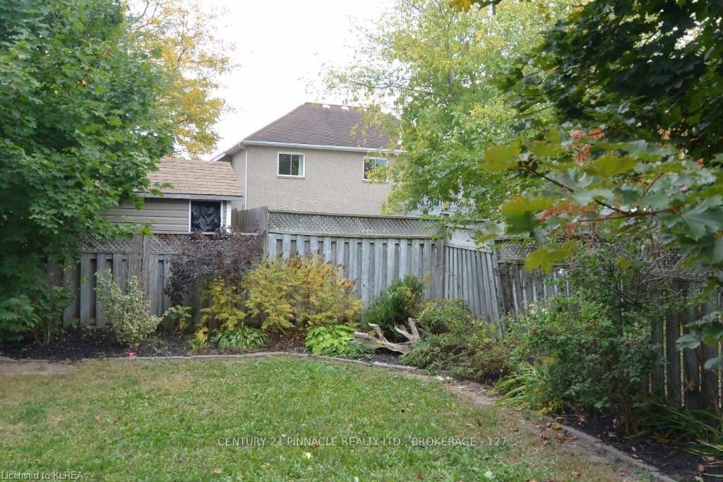 Listing Image 6