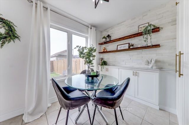 76 Gas Lamp Lane, Markham, L6B 0H7 | Image 3