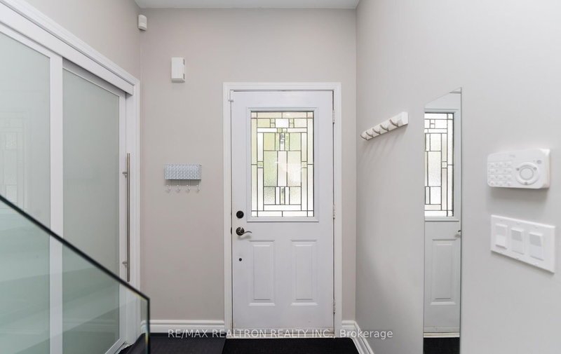 11 Vecchia St, Markham, L6E 1R1 | Image 3