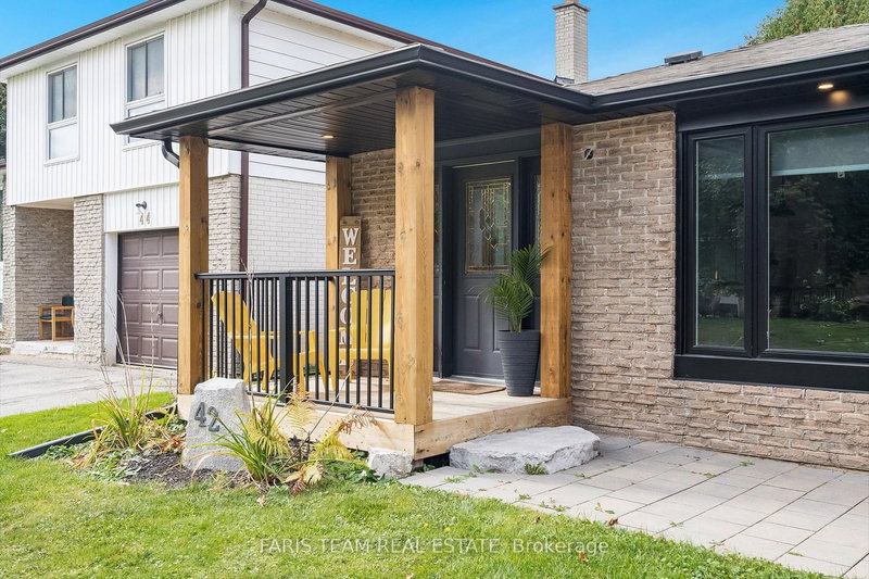 42 Mitchell Ave, New Tecumseth, L9R 1C2 | Image 3