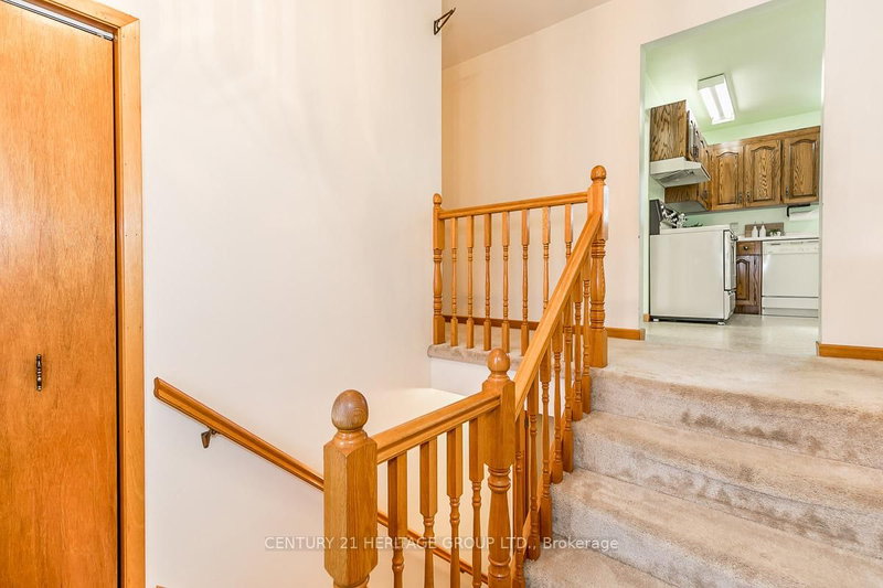 5 John St, Adjala-Tosorontio, L0G 1L0 | Image 2
