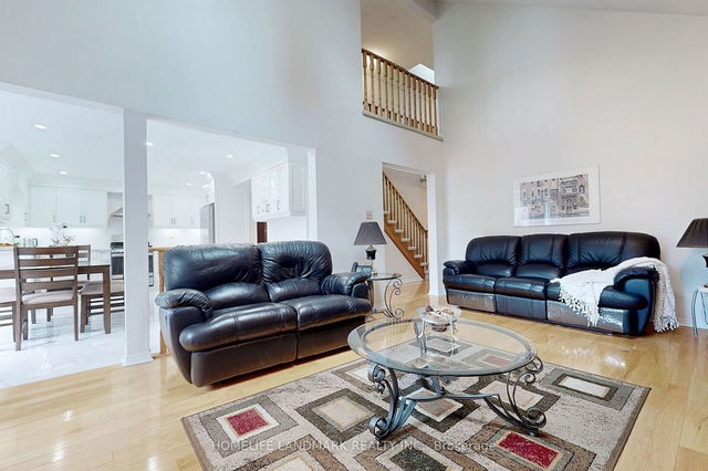 36 Burr Crescent