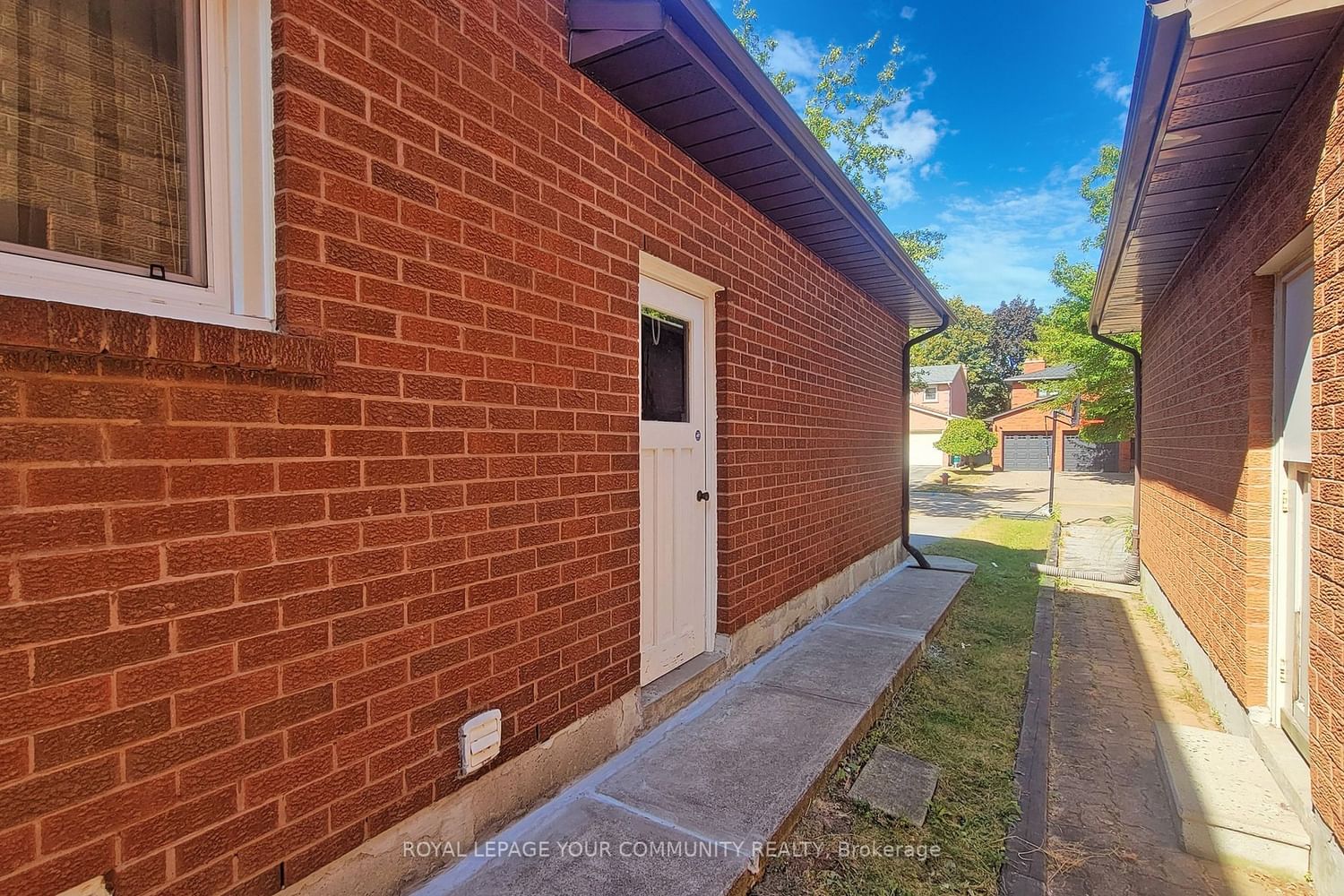 Listing Image 32