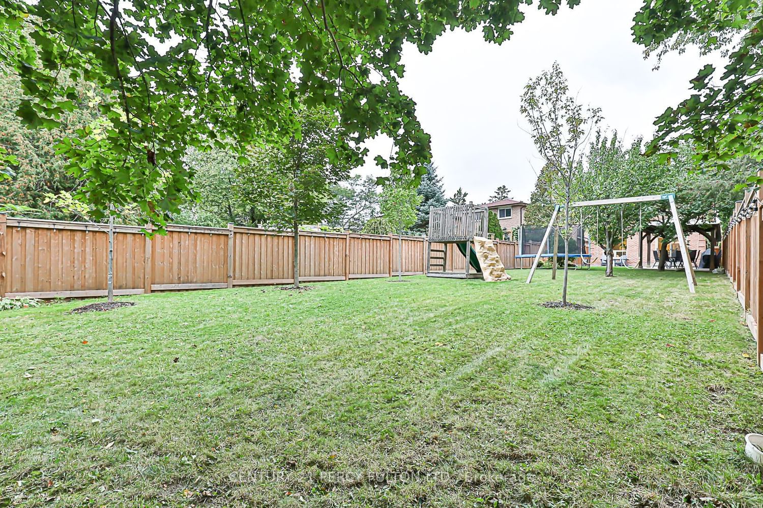 Listing Image 40