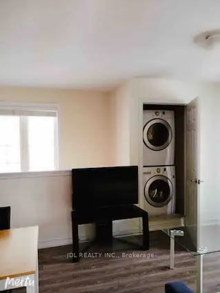 14 Duncan Rd, Markham, L6B 0T4 | Image 3