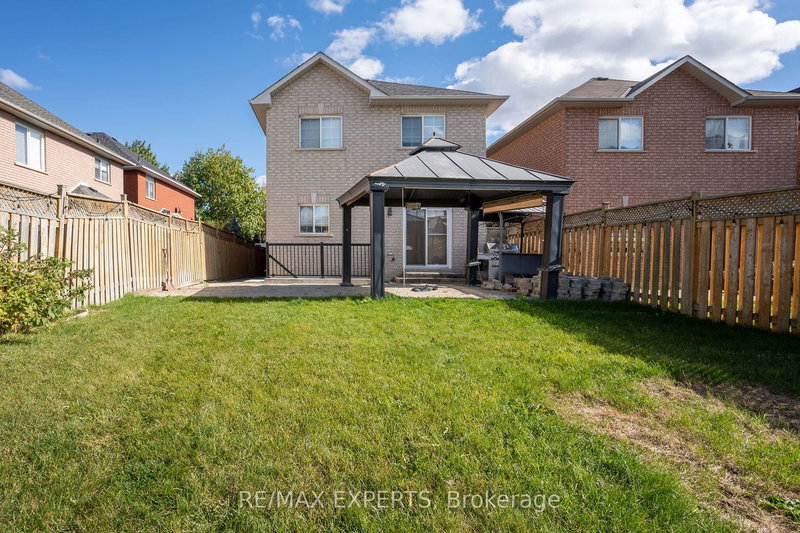 10 Blue Diamond Terr, Vaughan, L4H 2G3 | Image 2