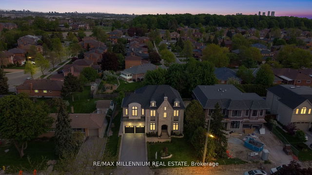 7 Lancer Drive