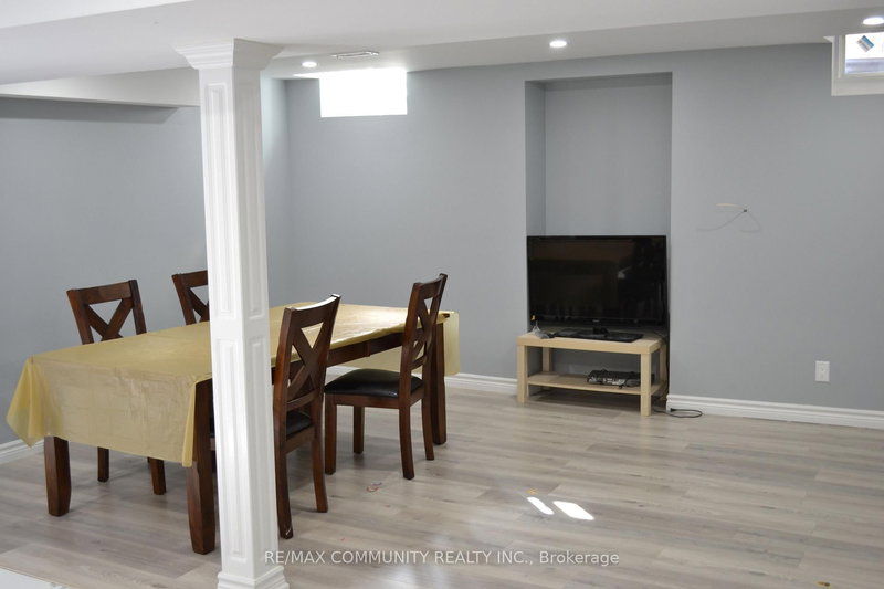 # Bsmt - 21 Berger Ave, Markham, L6B 0B6 | Image 3