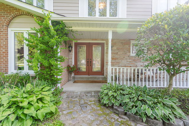 13 Rosedale Court