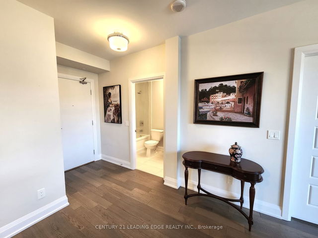 325 - 7 Bond Crescent