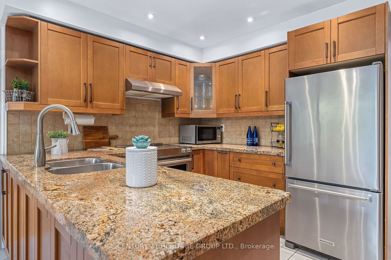 Listing Image 15