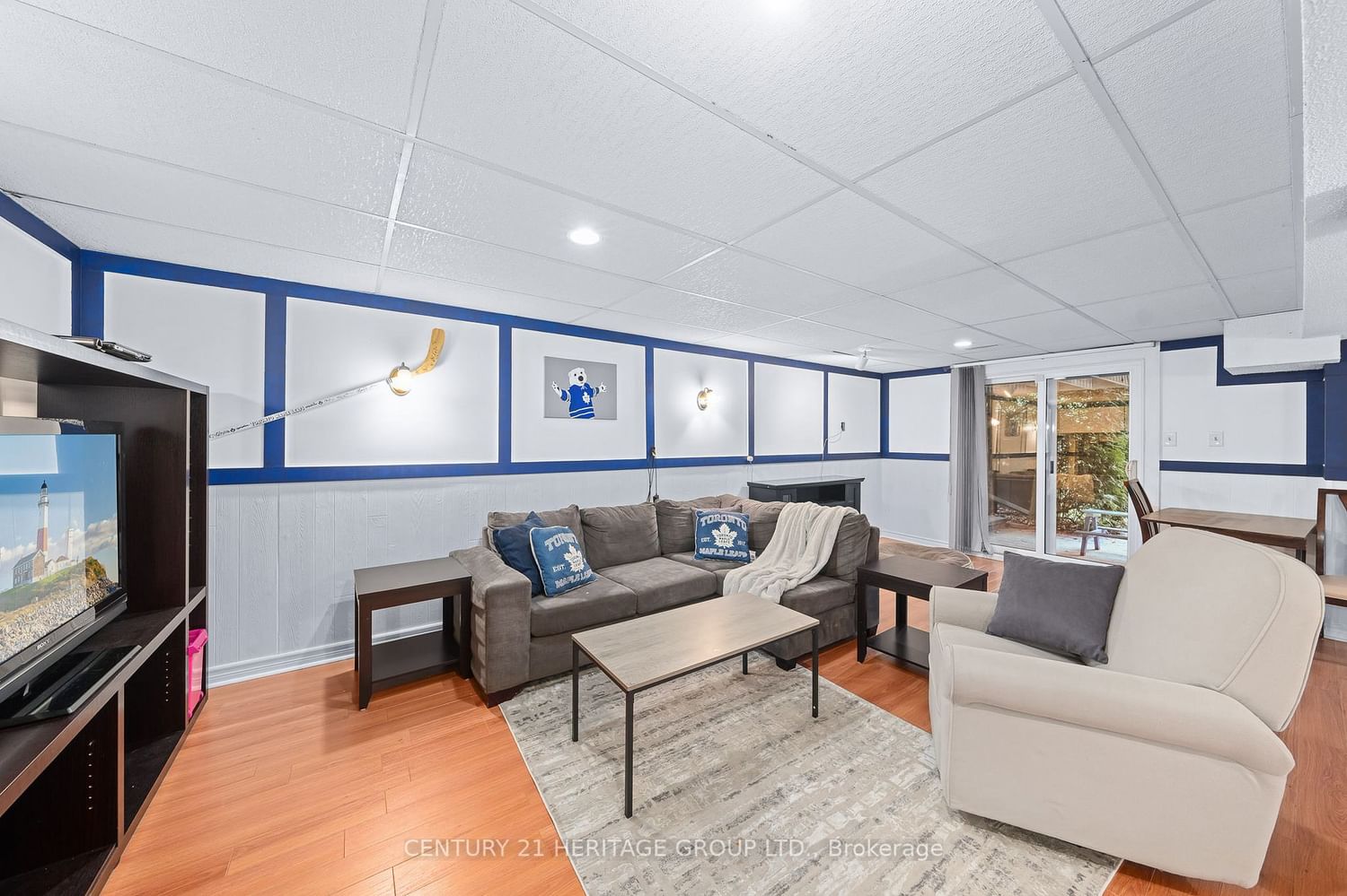 Listing Image 32