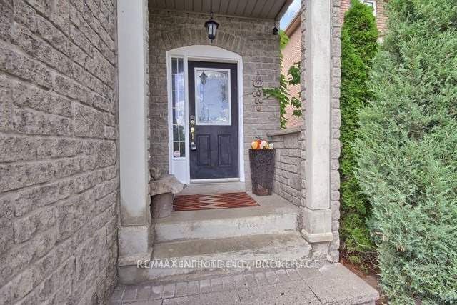 224 Yorkland St, Richmond Hill, L4S 1A2 | Image 3