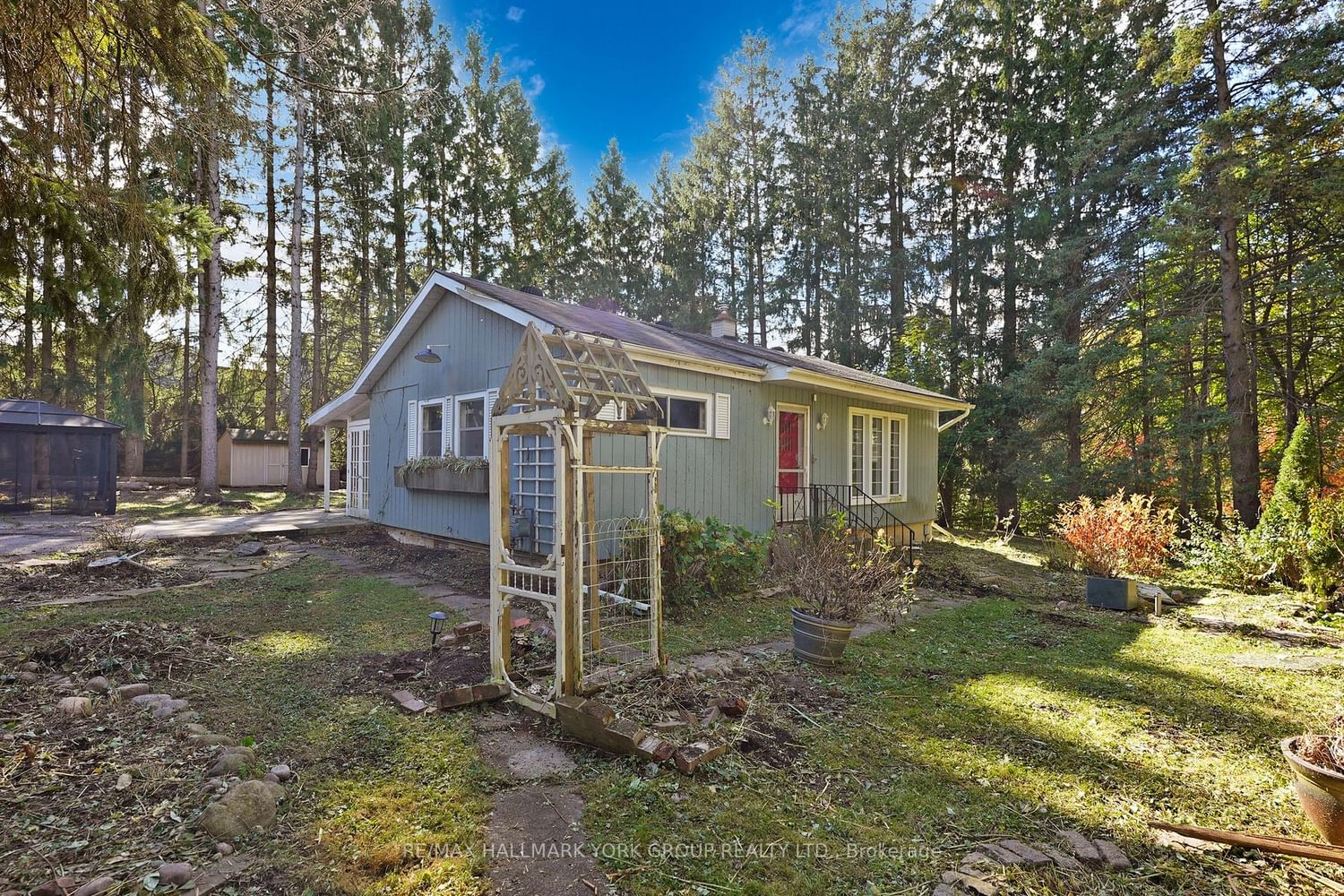 Listing Image 7
