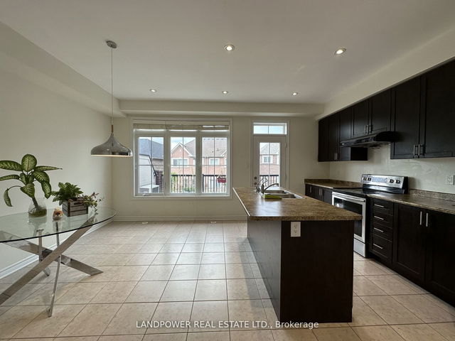 275 Dundas Way