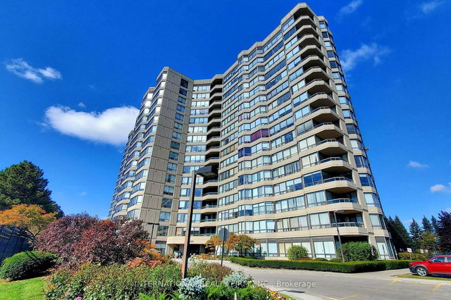 501 - 7420 Bathurst Street