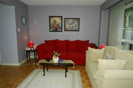 65 - 11 Plaisance Rd, Richmond Hill, L4C5H1 | Image 2