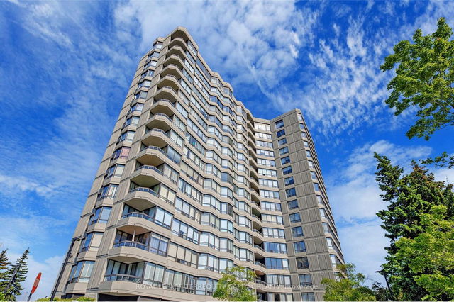 208 - 7460 Bathurst Street