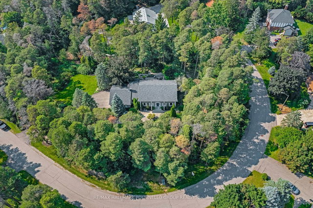 25 Cynthia Crescent