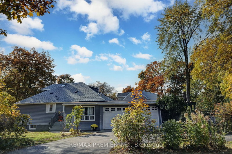 151 Richmond St, Richmond Hill, L4C 3Y7 | Image 2