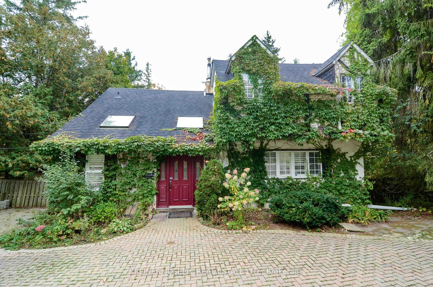 Listing Image 6