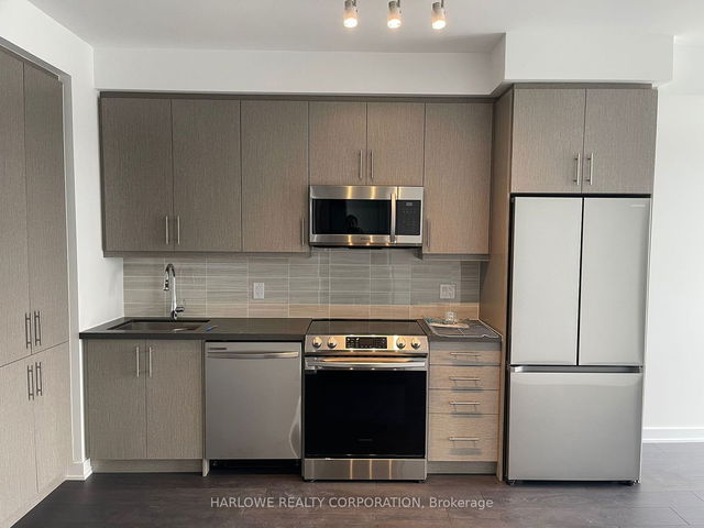 402 - 95 Oneida Crescent