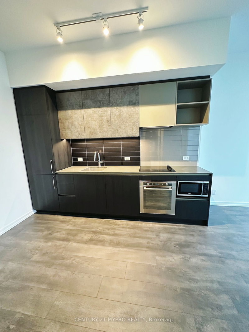 315 - 1000 Portage Pkwy, Vaughan, L4K 0L1 | Image 3