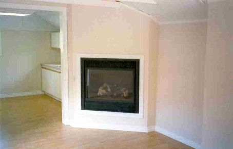 696 Hastings Ave, Innisfil, L9S1Z3 | Image 2