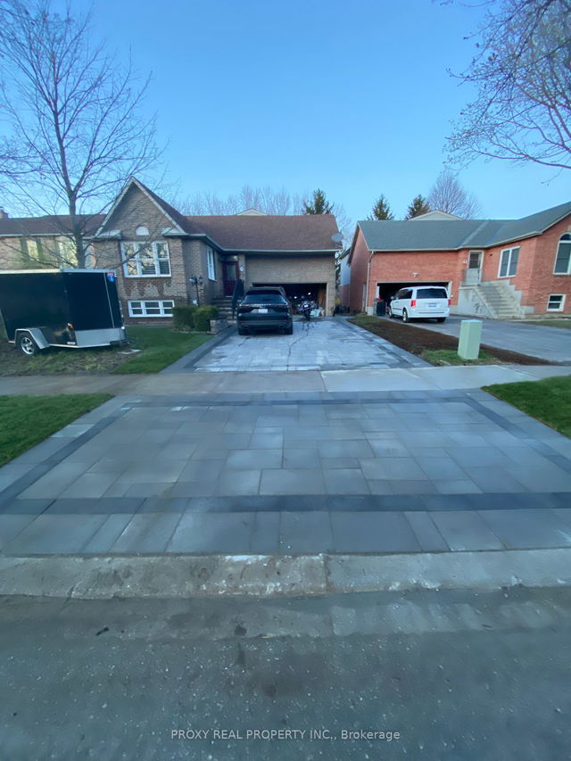 39 McClellan Way