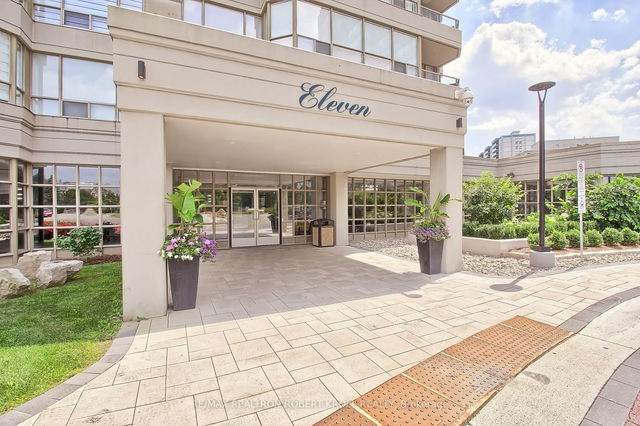 209 - 11 Townsgate Drive
