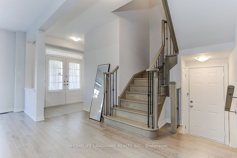 51 Albert Lewis St, Markham, L6B 1A8 | Image 3