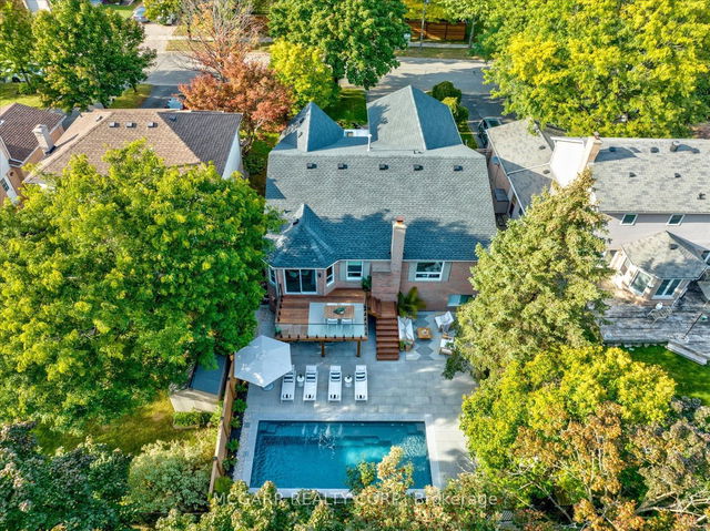 25 Underhill Crescent