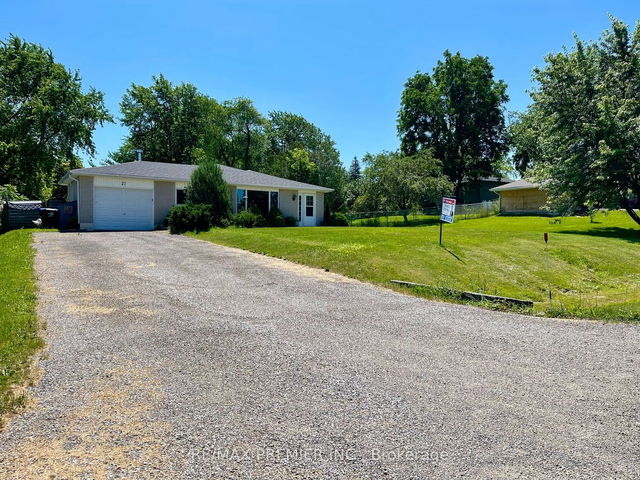 27 Jamieson Drive