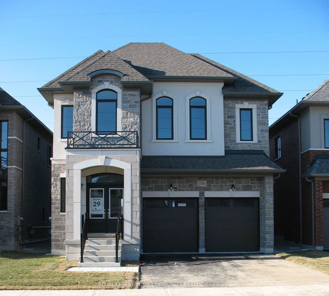 578-29 Kleinburg Summit Way