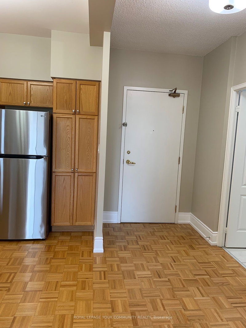 621 - 7373 Martin Grove Rd, Vaughan, L4L 9K1 | Image 2