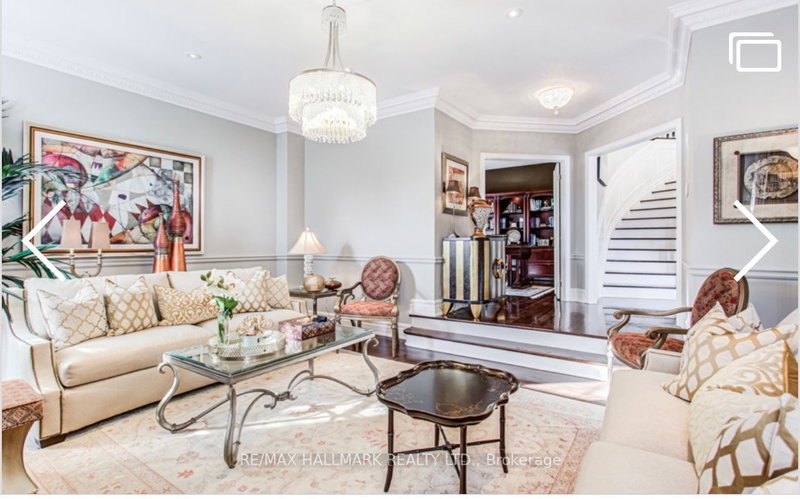 384 Kennedy St W, Aurora, L4G 5M6 | Image 3