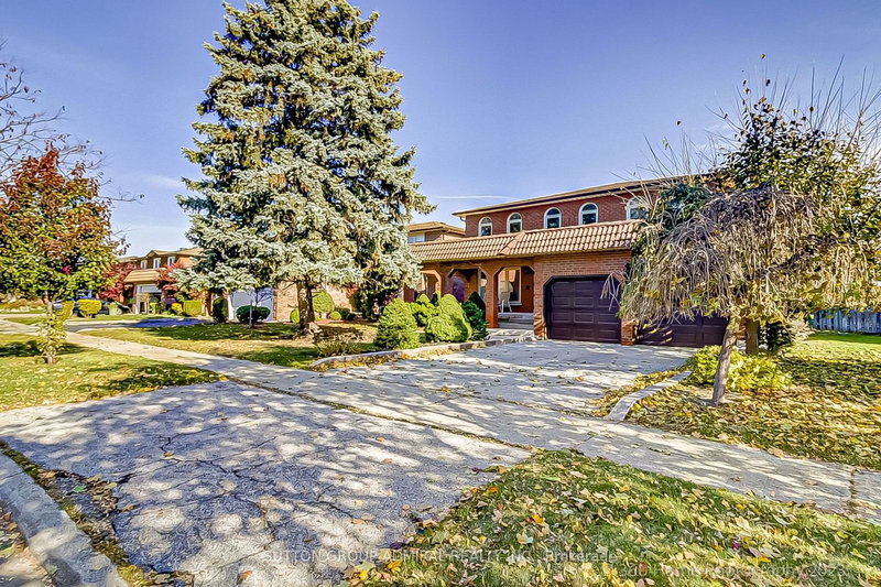 193 Wigwoss Dr, Vaughan, L4L 4A7 | Image 2